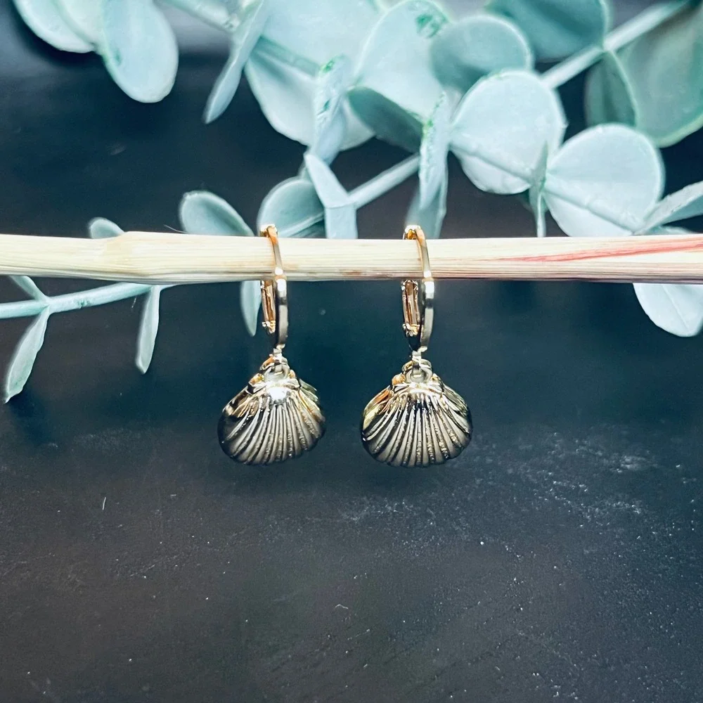Seashell Huggie Hoop Earrings‎ | 14k Rose Gold Plated | Boho Ocean Mermaid